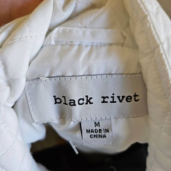 Black Rivet Quilted Vest - Picture 6 of 6